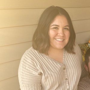 Meet your Posher, Marisa